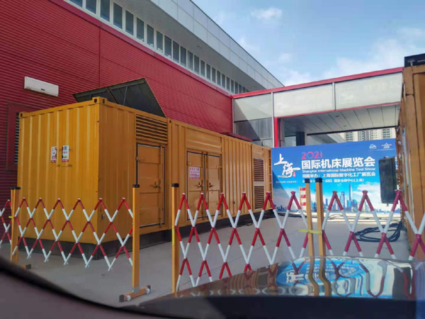 虞城发电车出租-发电机无电压或电压太低怎么办？