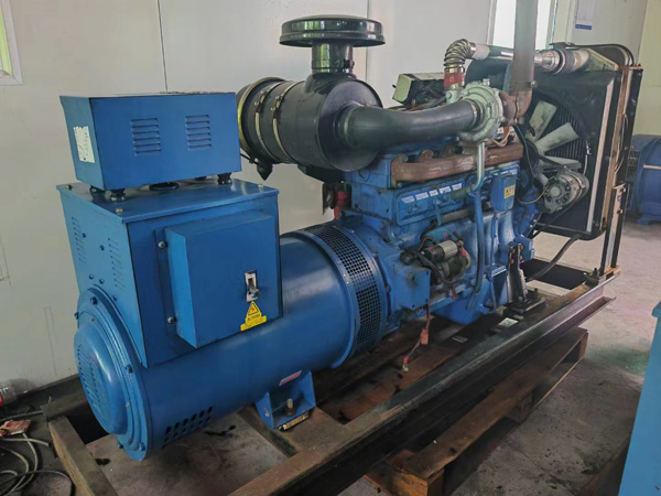 虞城100kW柴油发电机组使用多级机油有哪些优缺点？